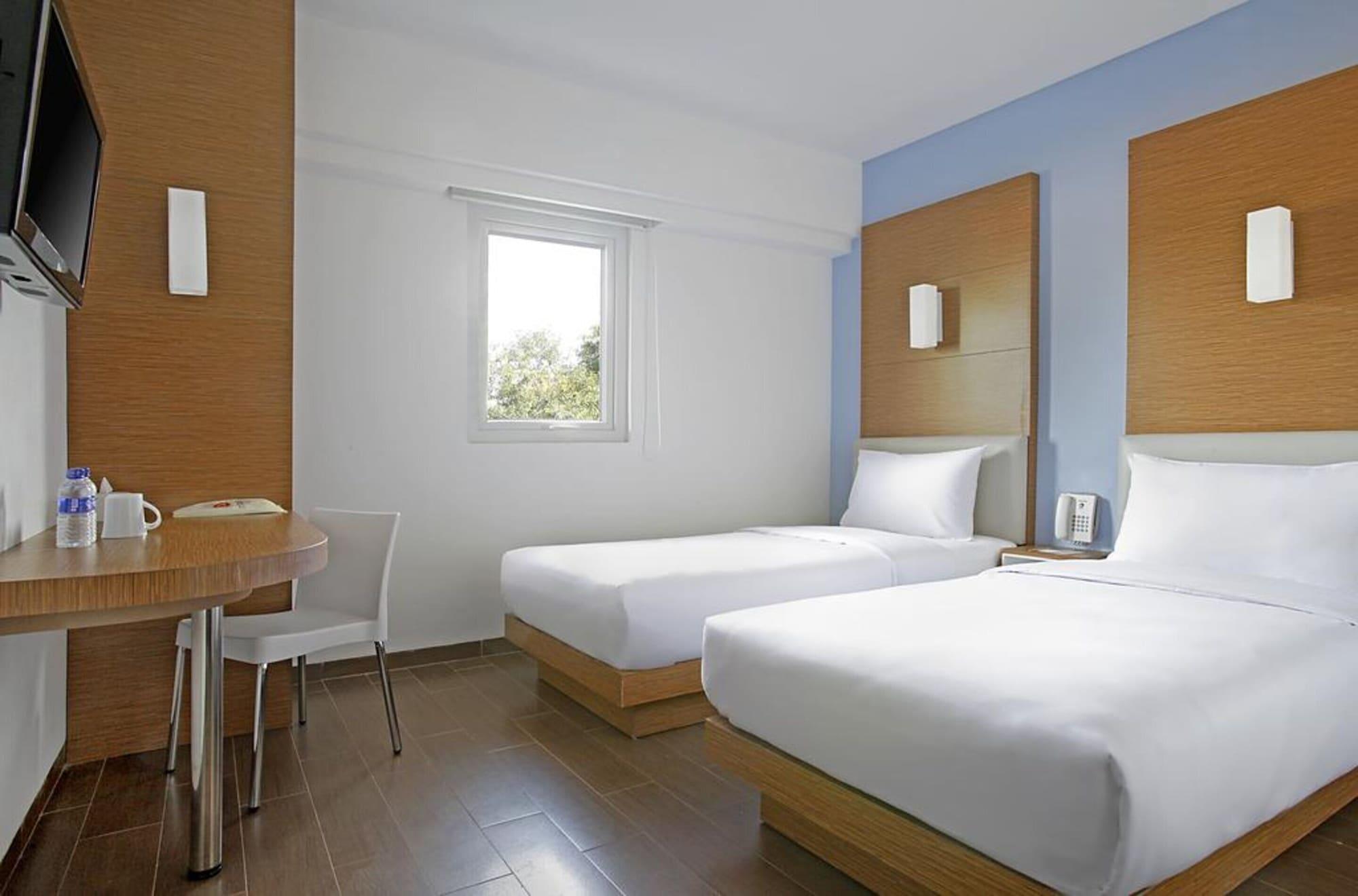 Amaris Hotel Senen Jakarta Ngoại thất bức ảnh