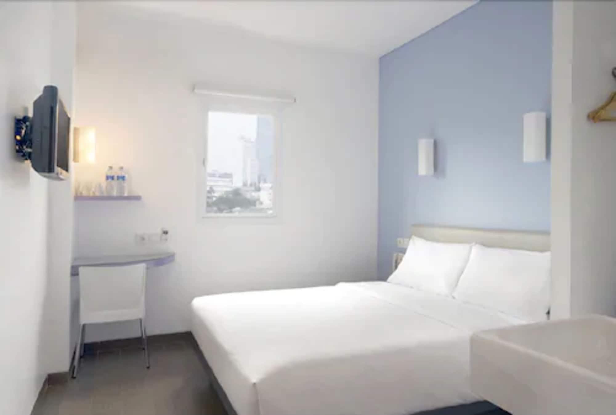 Amaris Hotel Senen Jakarta Phòng bức ảnh