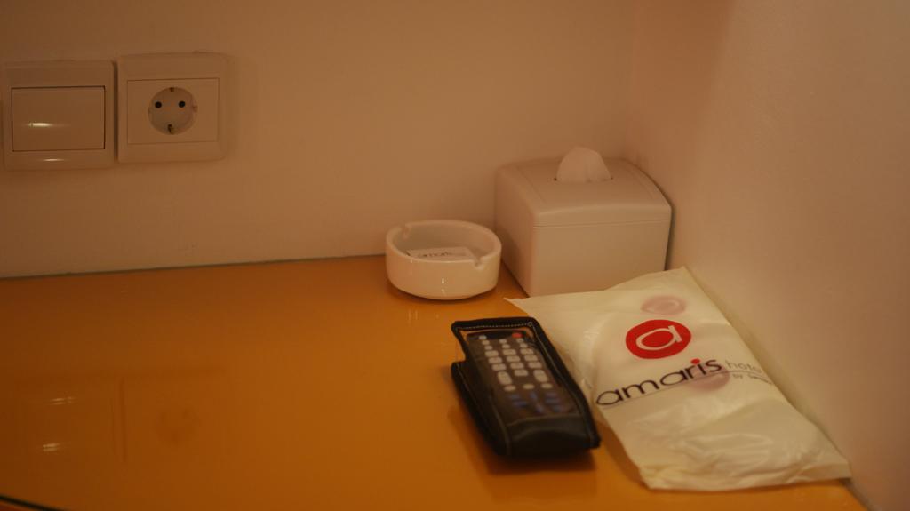 Amaris Hotel Senen Jakarta Ngoại thất bức ảnh